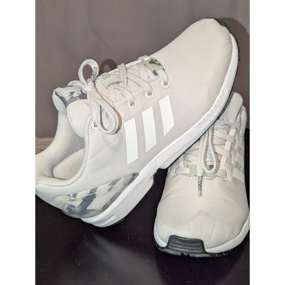 Adidas ZX 22 Boost Shoes Originals Sneakers Grey Two Cream White GY6698 Jr 5.5